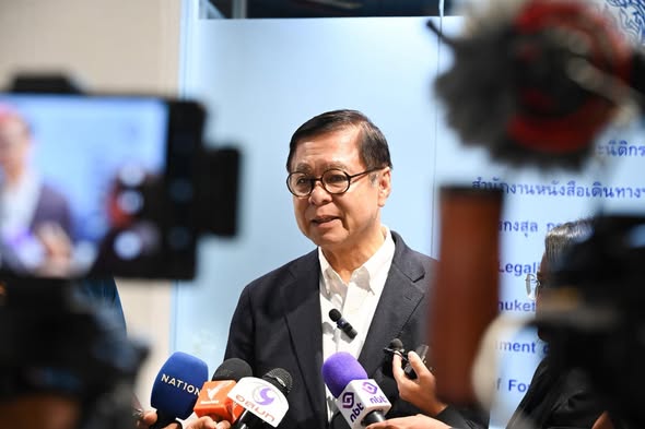 &ldquo;การทูตเพื่อประชาชน&rdquo; รมต.สีหศักดิ์ ลงพื้นที่ภูเก็ต ยกระดับงานกงสุล หนุนท่องเที่ยวอย่างยั่งยืน!