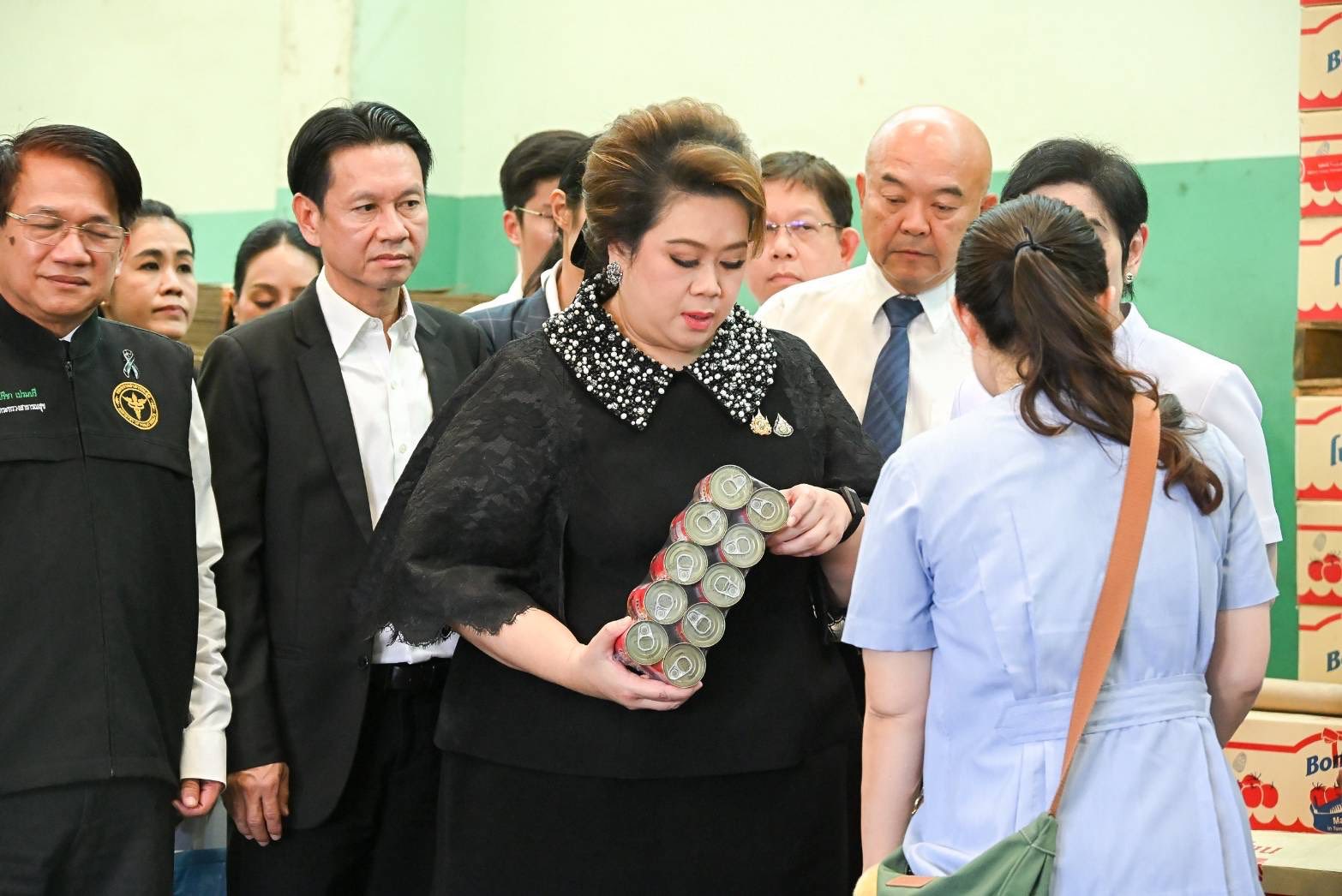 "ศุภมาส" ลุยเอง ลงพื้นที่สร้างความเชื่อมั่นผู้บริโภค &nbsp;หลังพบเคสปลากระป๋องไม่ตรงปก สั่ง สคบ. ติดตามเรื่องร้องเรียนใกล้ชิด ลุยตรวจทุกจังหวัด&nbsp;