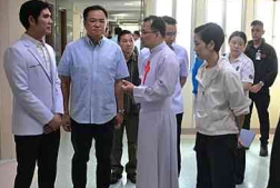 นายกฯ &lsquo;อนุทิน&rsquo; เยี่ยมผู้บาดเจ็บเหตุรถไฟชนรถเมล์ กำชับเร่งดูแลรักษา-เยียวยาเต็มที่