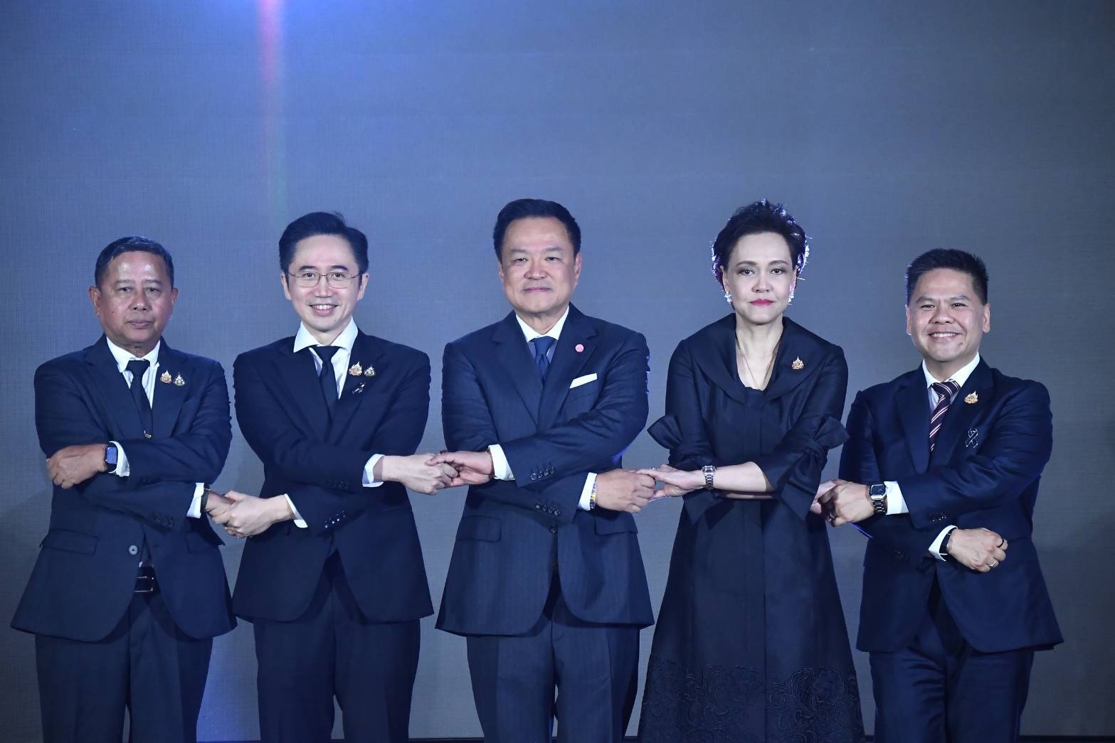 นายกฯ อนุทิน ชวนประชาชนชมนิทรรศการ ThaiDef-Ex 2026 ชูอุตสาหกรรมป้องกันประเทศเป็นกลไกสร้างความมั่นคงและเศรษฐกิจใหม่ เชื่อมวิจัย-นวัตกรรม ยกระดับขีดความสามารถประเทศ