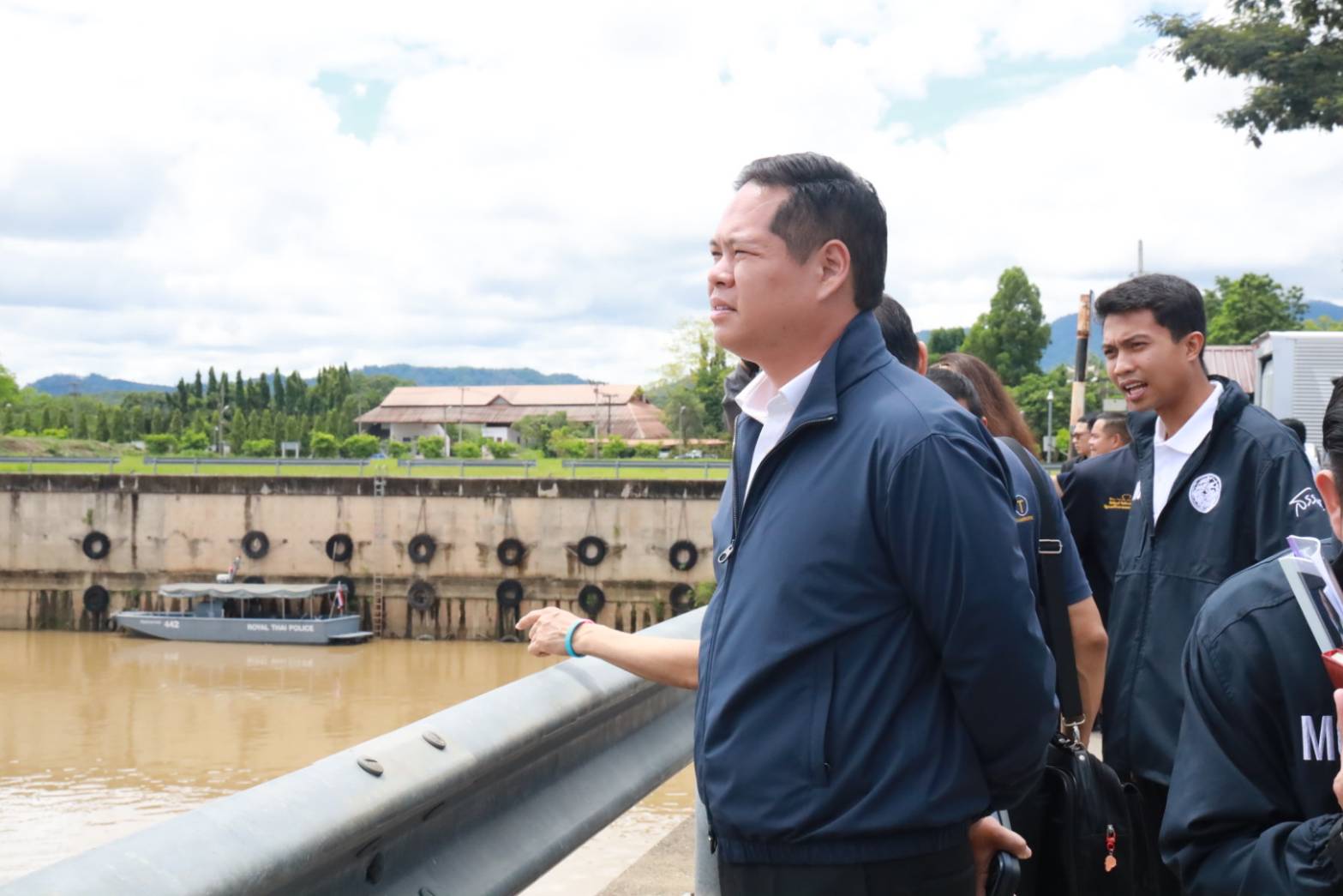 รมช.คมนาคม ลงพื้นที่เชียงราย ติดตามการพัฒนาท่าเรือพาณิชย์เชียงแสน ยกระดับโลจิสติกส์ เชื่อมโยงการค้าชายแดน สู่ศูนย์กลางเศรษฐกิจลุ่มน้ำโขง