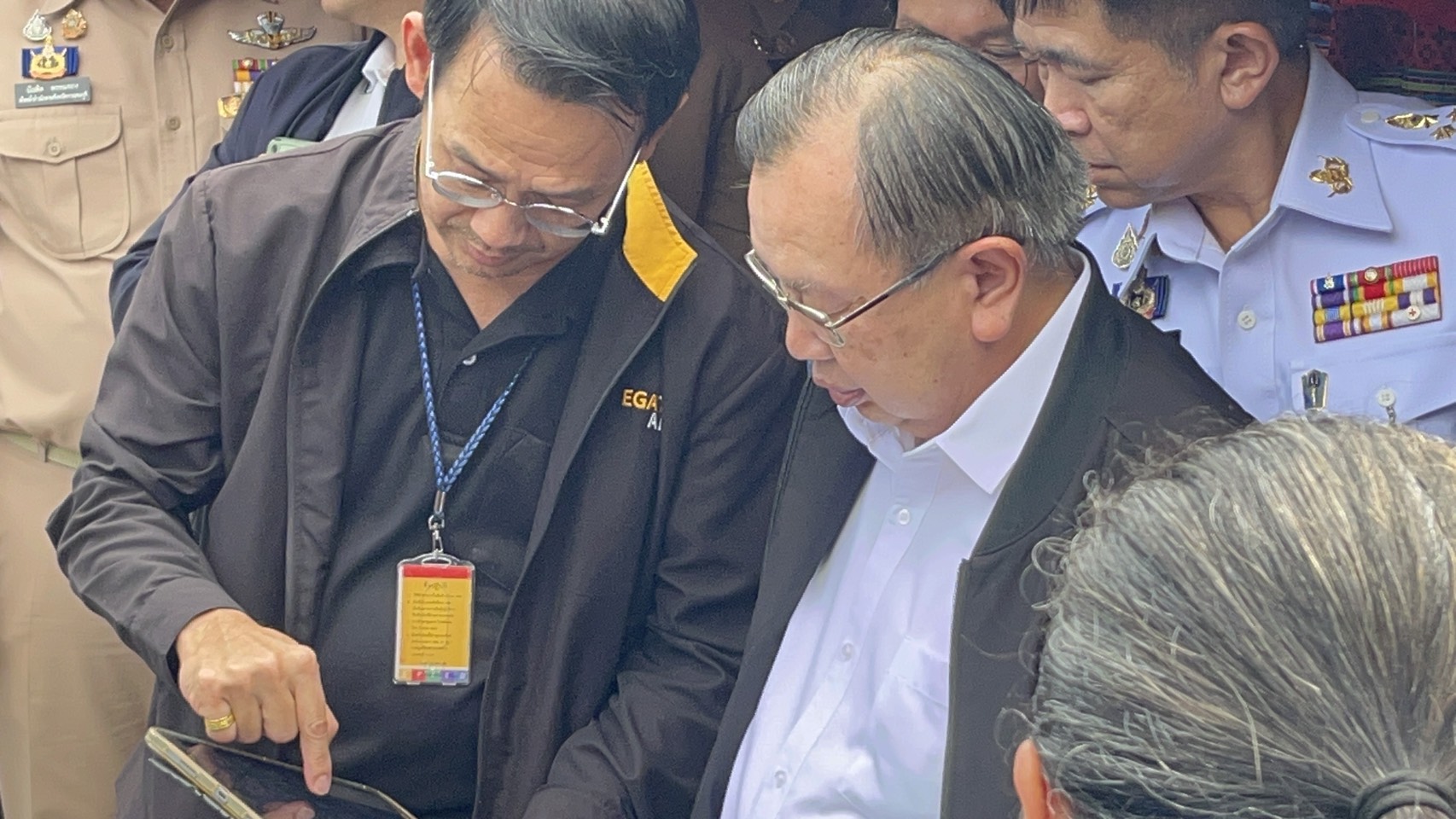 ประธานผู้ตรวจการแผ่นดิน นำทีมลงพื้นที่สังขละบุรี สางปัญหาบุกรุกที่ดินรัฐ-จัดระเบียบแพสะพานมอญ ย้ำบูรณาการหน่วยงานเพื่อจัดระเบียบพื้นที่ใหม่ทั้งหมด