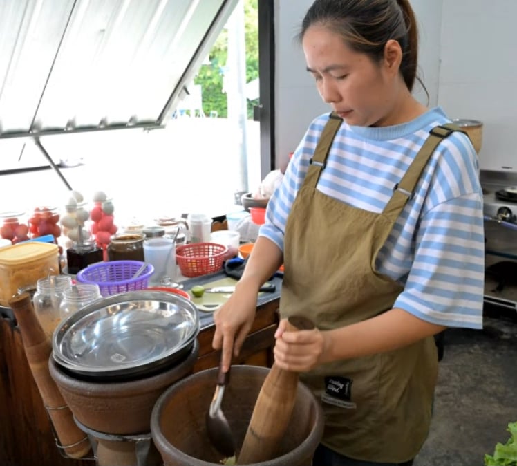 ร้านอาหาร ตำ ยำ ชิลล์ ขานรับนโยบายกระตุ้นเศรษฐกิจไทยช่วยไทย เปิดทำเลใหม่ พร้อมอาหารหลากหลายกว่า 200 เมนู