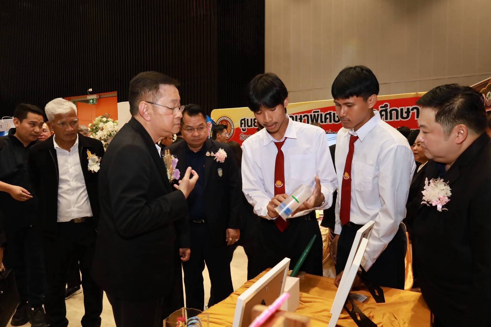 รมว.ศธ. เปิดงานมหกรรมวิชาการ &ldquo;All for Education 9P2R 2026&rdquo; ขับเคลื่อนยุทธศาสตร์การศึกษาสู่การปฏิบัติภาคเหนือตอนล่าง